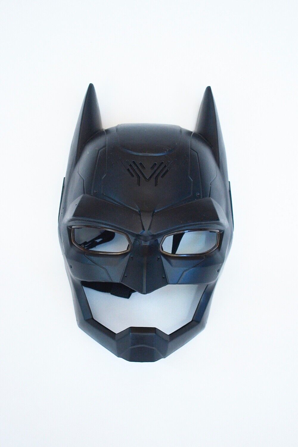 Batman plastic mask talking voice changing changer DC Comics light up eyes MINTY